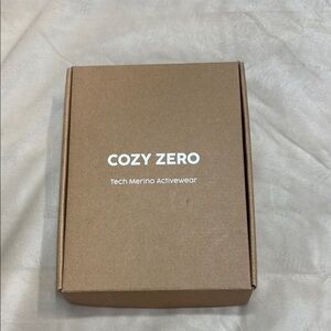 COZY ZERO TOP . Women's Brown Crop Top